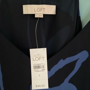 Loft size Large Navy floral print Camisole